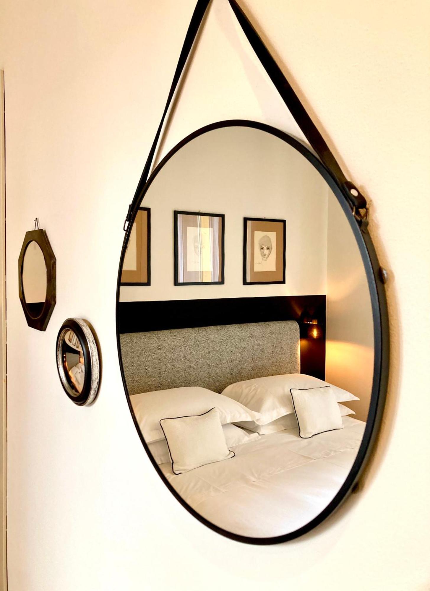 Lily Pads -elegant Apartment- In The Center Appartement Milaan